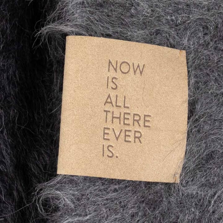 BIG LOViE - Wholesale Throw Blanket - Suri Collection23