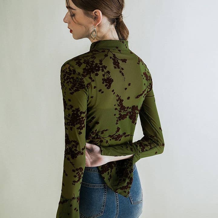 VERT Chemise boutonnée à manches longues en maille de couleur unie en vente sur Faire3