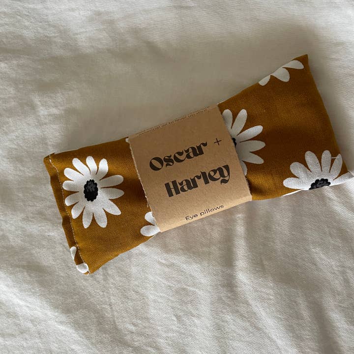 Oscar & Harley - Wholesale Hot/Cold Compress - Daisy Mustard - Large Lupin Hot & Cold Pack1