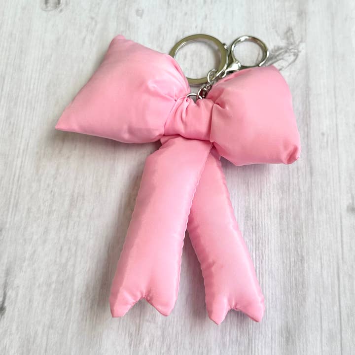 Llavero Encanto Coqueta Pompon Lazo Balletcore Rosa para venta al por mayor de iconic mi