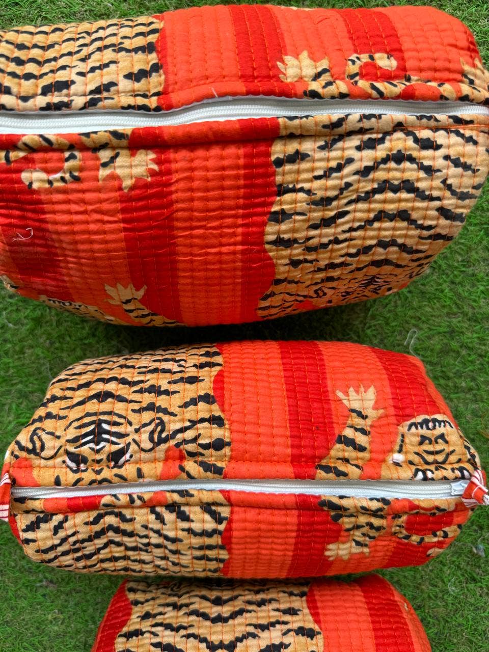 GYPSY STUDIO – bolsa de maquilhagem e cosméticos por atacado – Saco de Algodão com Estampa de Tigre Saco Acolchoado Bolsa de Higiene Pessoal Bolsa de Cosméticos1