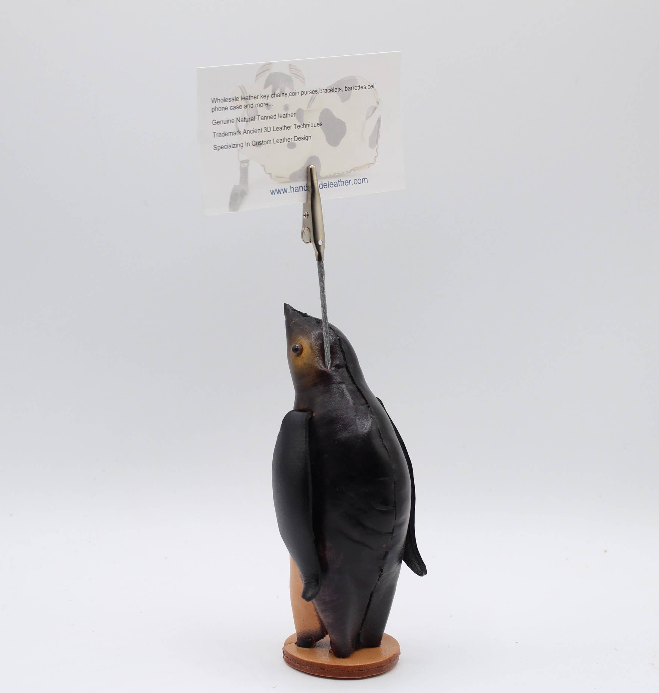 Sunflower Handmade leather inc - Wholesale Visitekaartjeshouder - Lederen pinguïn fotoclip visitekaarthouder prijsbord1