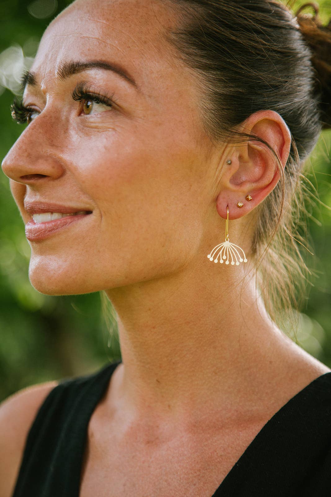 Copper Bee - Wholesale Dangle Earrings - Botanical Collection - Small Dandelion Earrings BT0111