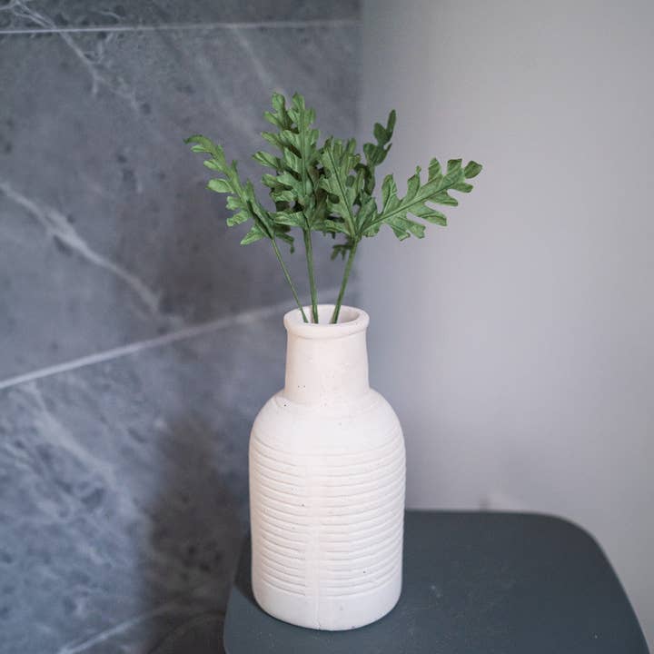 Royal fern in dark green paper for wholesale by Flowrette