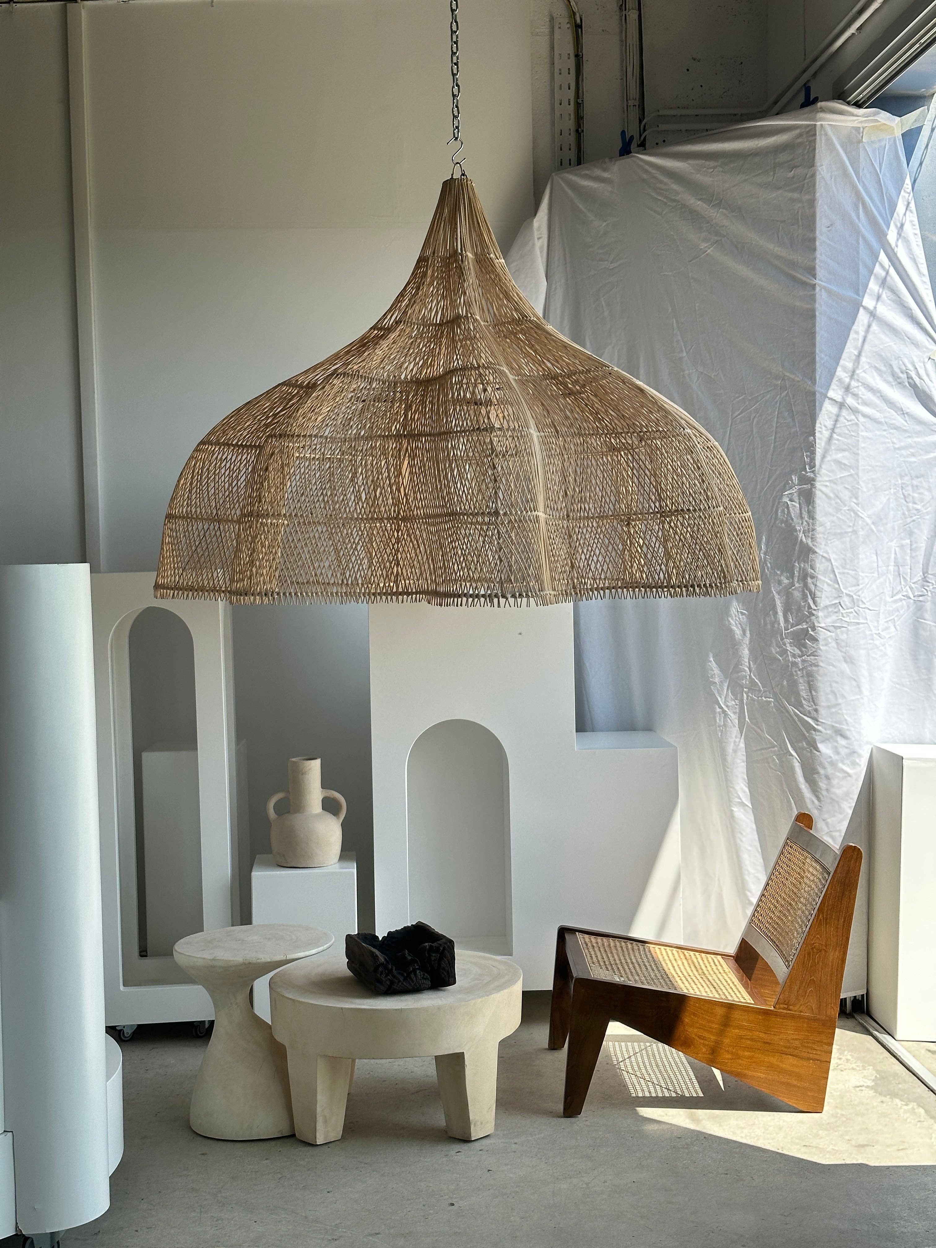 Office Objets - Wholesale Chandelier/Hanging Light - Immense rattan suspension in the shape of a flower, tulip, corolla H:1m; D:1m5068