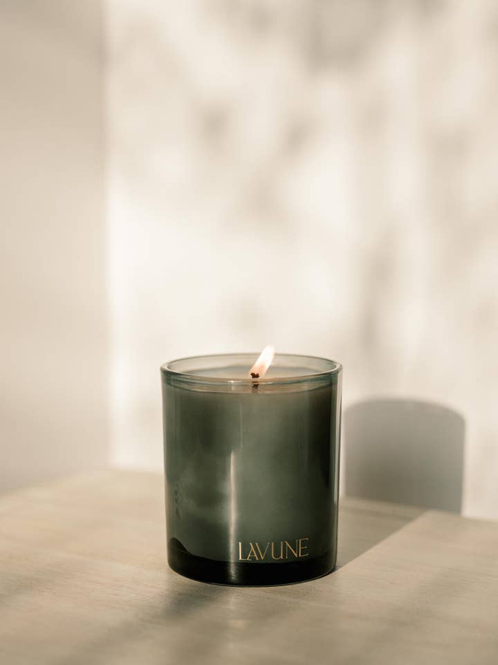 N˚04 Ember - Luxury Scented Candle for wholesale by Lavune