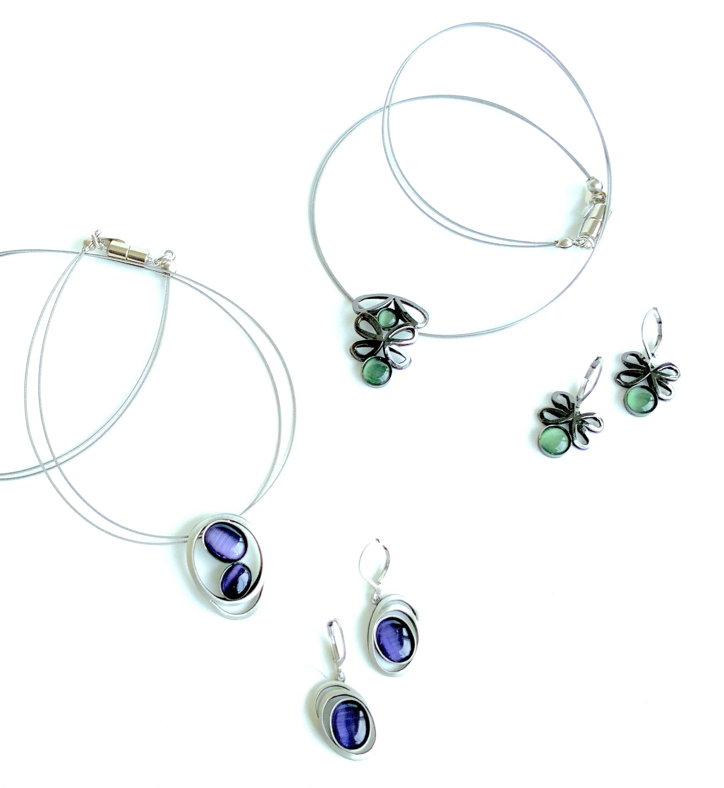 Christophe Poly / Crono Design – wholesale Jewellery set – SETS (KY) - Small Pendant WireNeck(K) 19" & LeverEar(X) Sets15