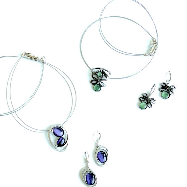 Christophe Poly / Crono Design – wholesale Jewellery set – SETS (KY) - Small Pendant WireNeck(K) 19" & LeverEar(X) Sets15