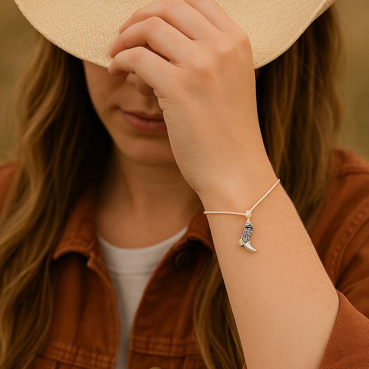 Letterbox Love Bracelets - Wholesale Charm/dangle bracelet - Her Last Rodeo Hen Do Bracelet 6