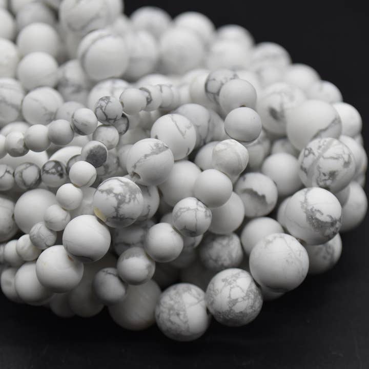Perles rondes en pierre gemme mate givrée en howlite blanche naturelle pour la vente par Oriental Direct Craft Supplies