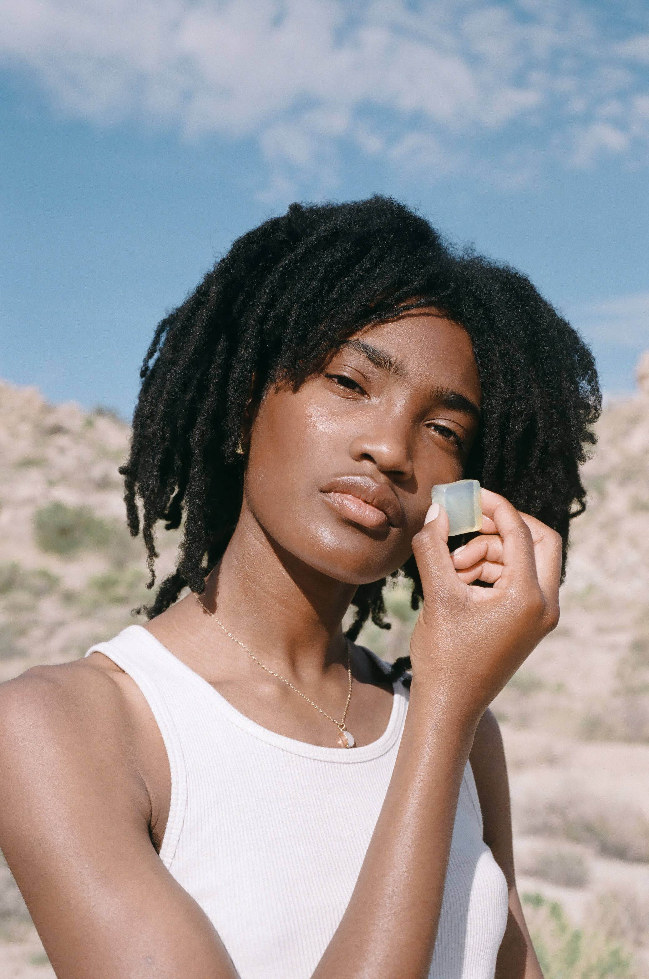 DEW MIGHTY – Engroshandel Ansigtsserum – BLOOM JELLY ANSIGTSSERUMBAR PÅFYLDNING4