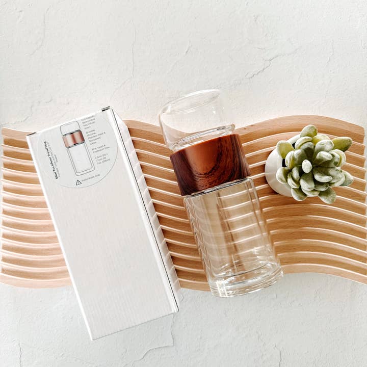 Tasse de voyage infuseur à thé en verre pour la vente par Eco Luxury Spa Co.