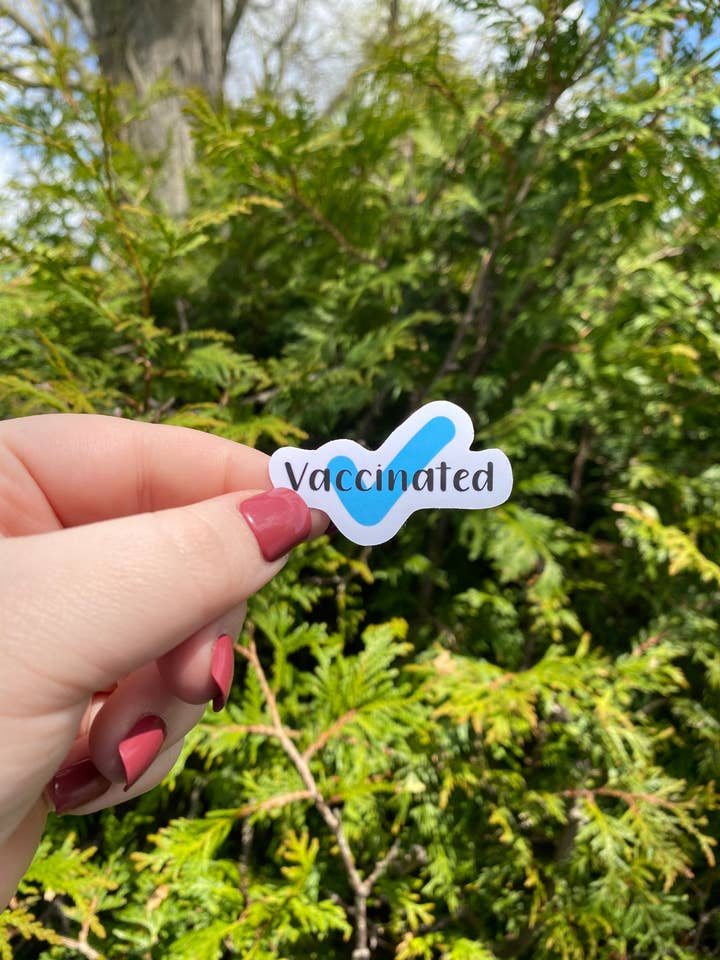 Vaccineret klistermærke | Covid Sticker | Provenu Doneret for engroshandel hos Rising River Co