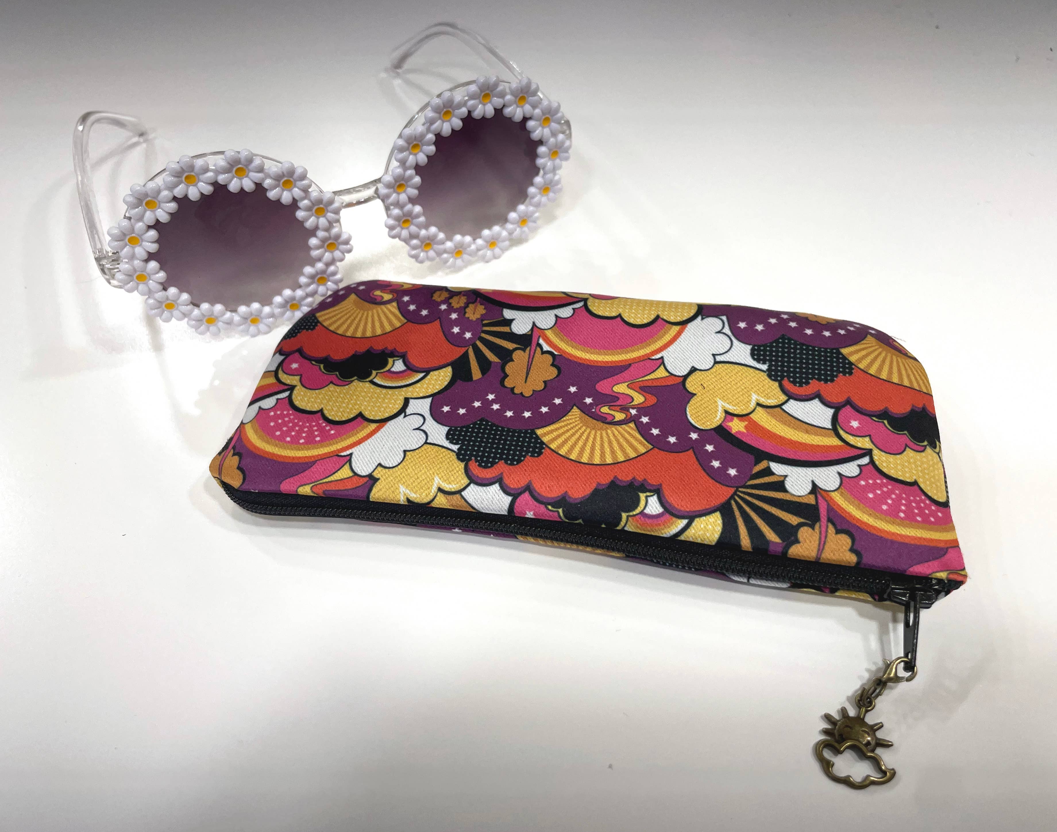 Stan and Gwyn - Wholesale Sunglasses - Women's - Hippie Sunglasses, Flower Sunglasses,7