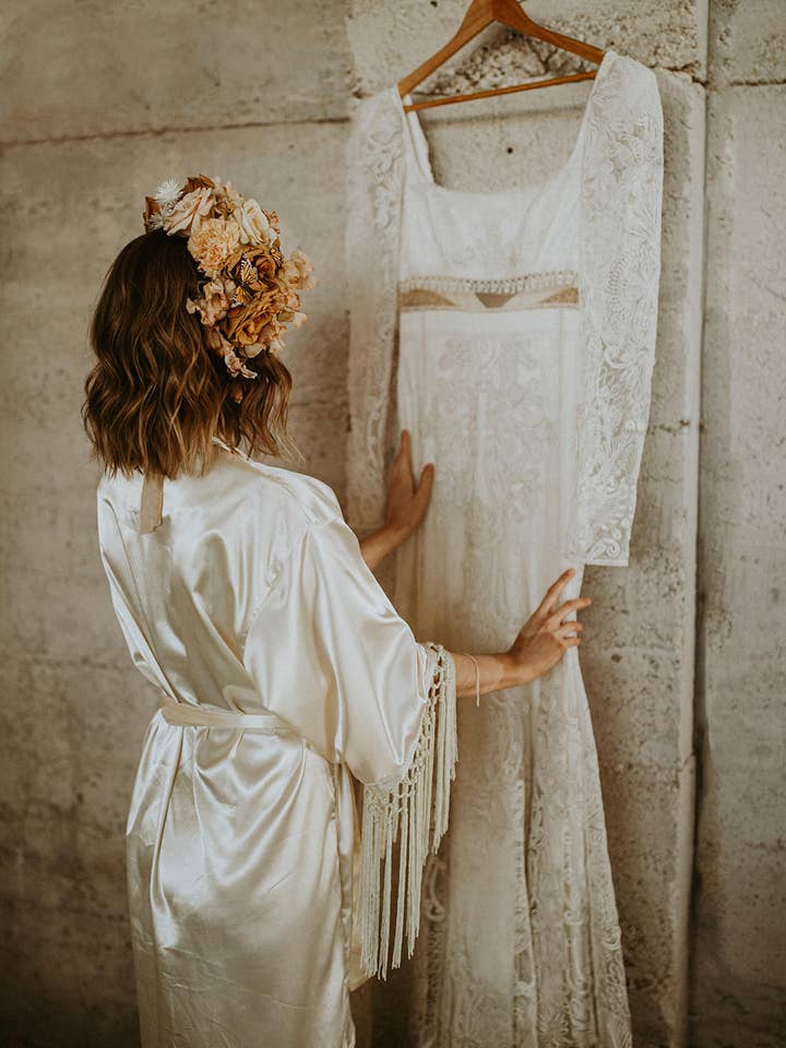 Camas Lilly Company - Wholesale Robe - Women's - Bridal Ivory Off White Satin Fringe Robes Getting Ready0