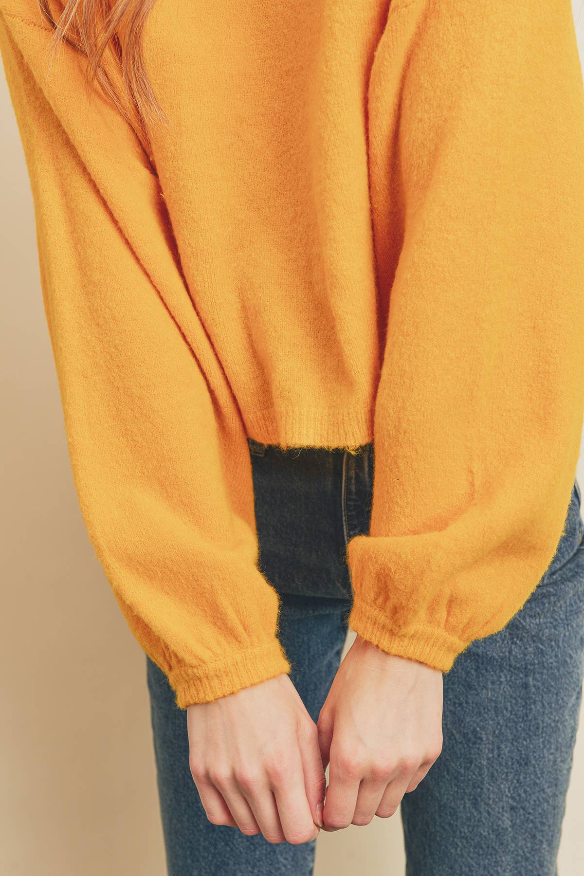 Dress Forum – wholesale Knitted jumper – Women′s – FW2546 Soft Bubble Sleeve Sweater8