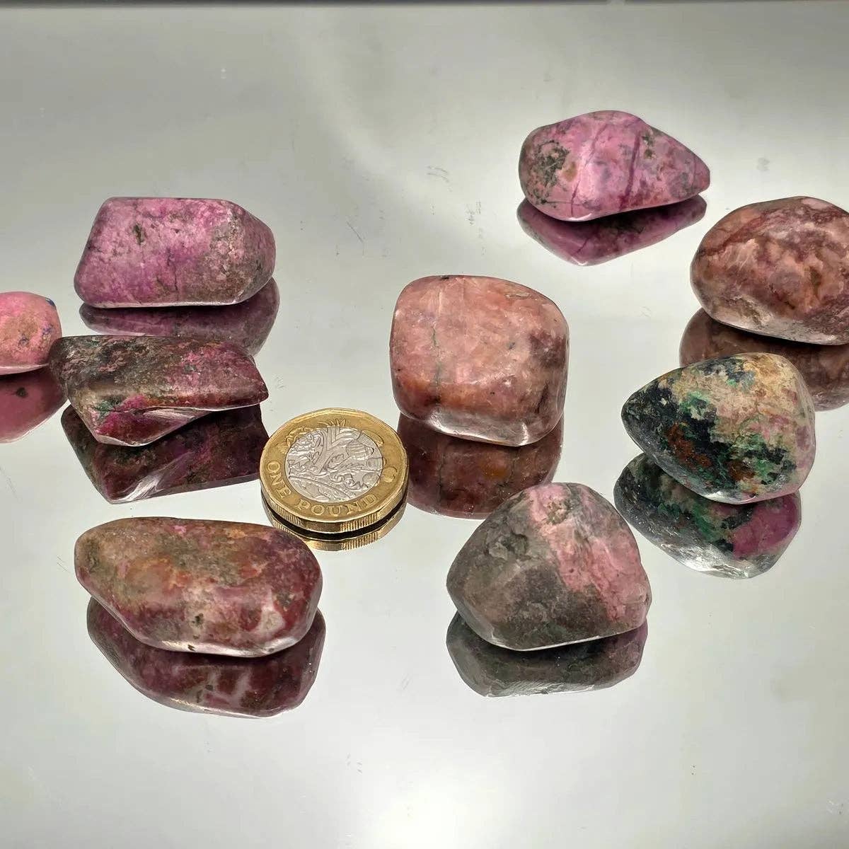 Distinction Crystals - Vente Pierre et cristal de spiritualité - Pierres roulées en calcite cobalt rose 140-150 g par lot3