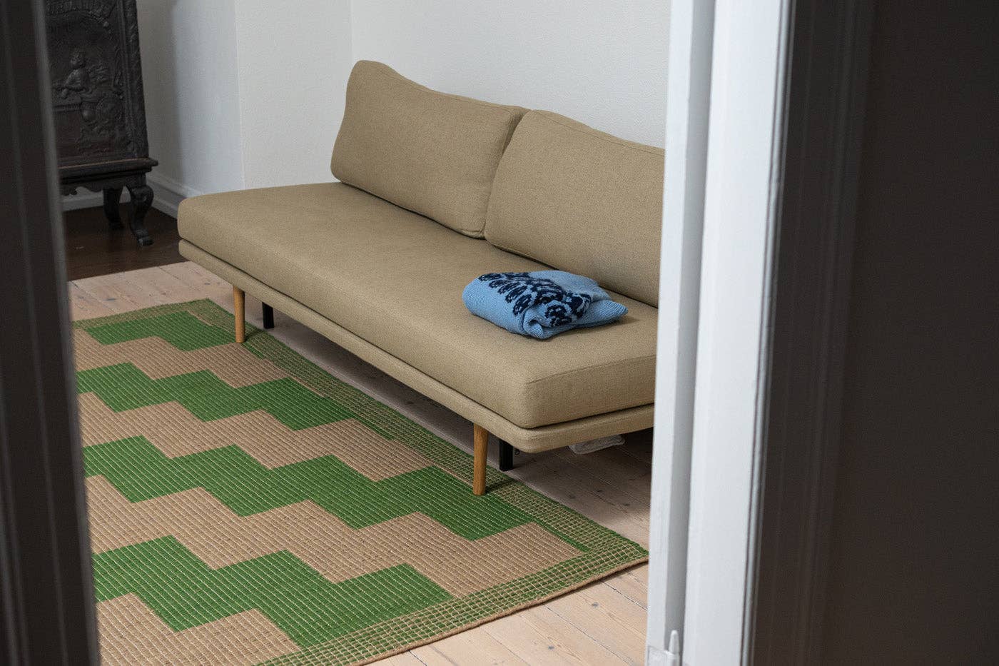 MATIAS MOELLENBACH - Vente Tapis - Tapis inversé en jute et laine - Zz Green4