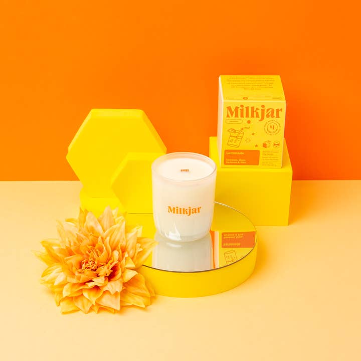 Milk Jar Candle Co. - Vente Bougie en bocal - Limonade - Bougie de soja de 8 oz à la noix de coco, au citron vert et au pin5