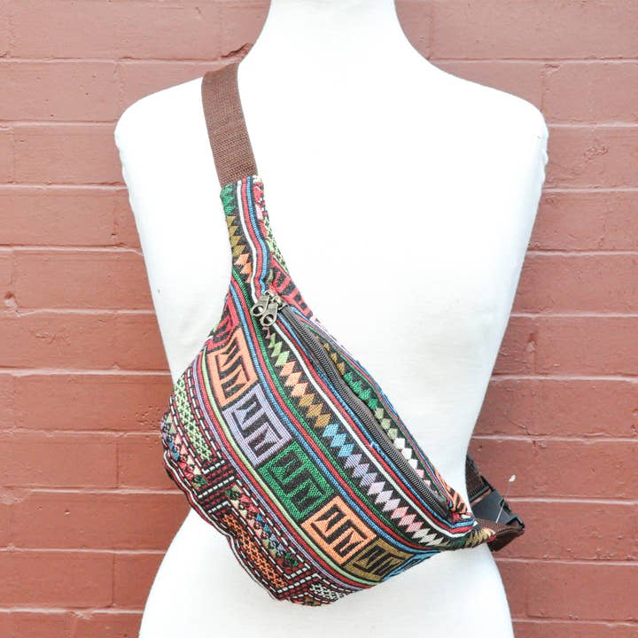 Gürteltasche aus Baumwollleinen mit thailändischem Geo-Print für den Großhandel von Zumki