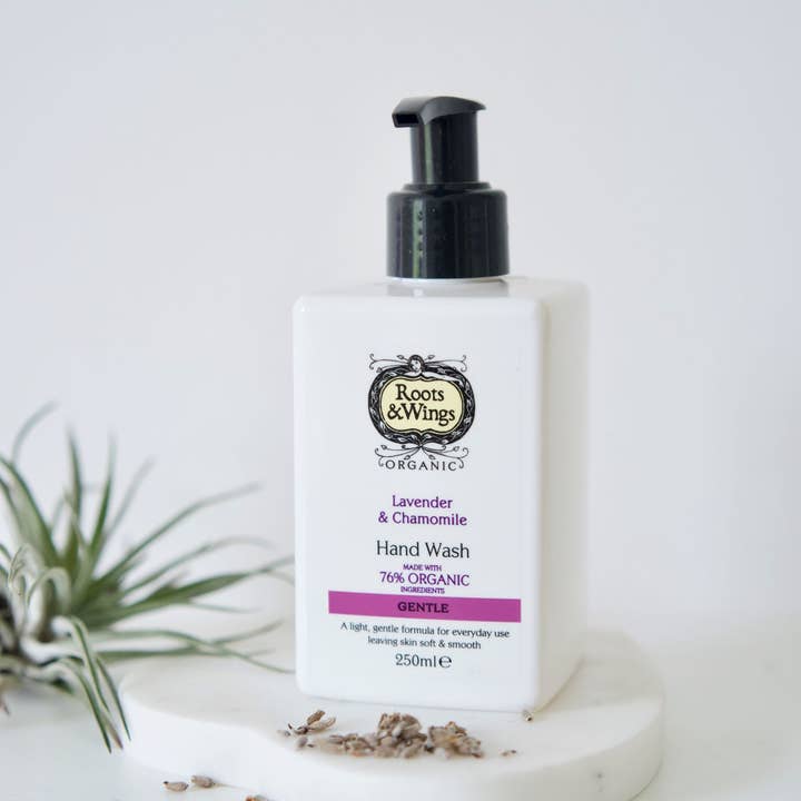 Rötter & vingar Organisk Lavendel & Kamille Handtvätt för wholesale av Roots & Wings Organic