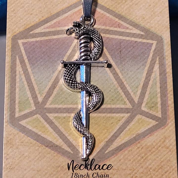 Con-Quest Crafts - Vente Boucles d'oreilles pendantes - Boucles d’oreilles et colliers à thème fantasy, gothique, RPG et gaming21