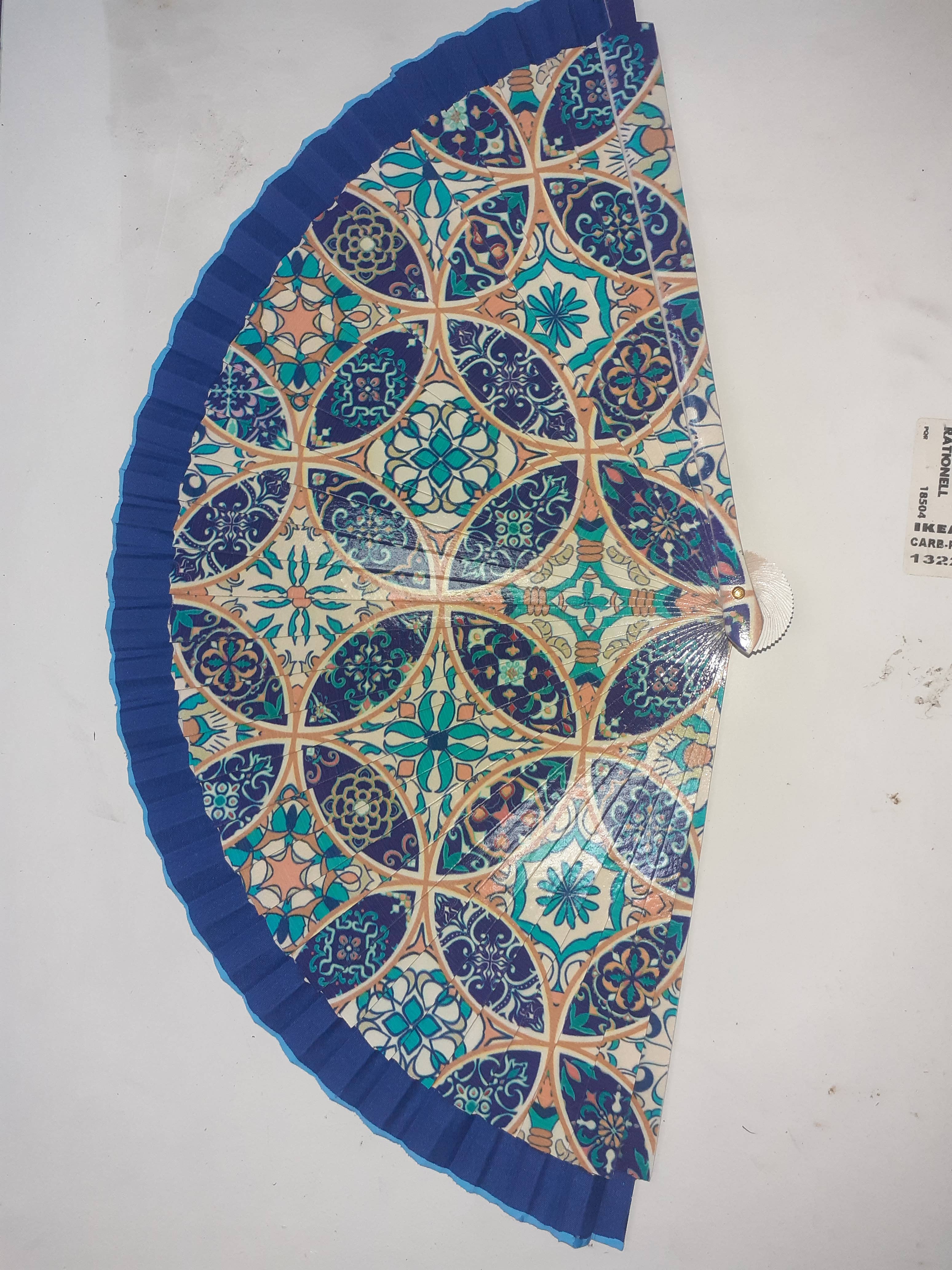 Hecho a mano - Venta al por mayor Ventilador plegable de mano - Abanico de madera4