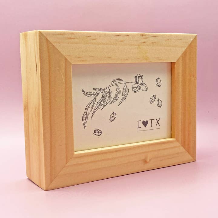 I Love Texas Pecan | Gerahmter Kunstdruck für den Großhandel von IT IS: All Goods