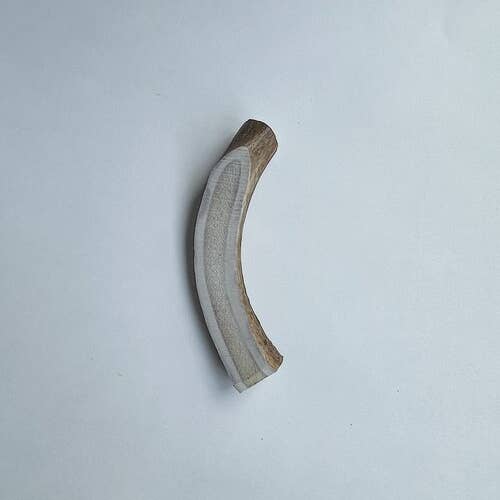Lynchburger Medium Split Elk Antler for wholesale by Lynchburger Pet Products