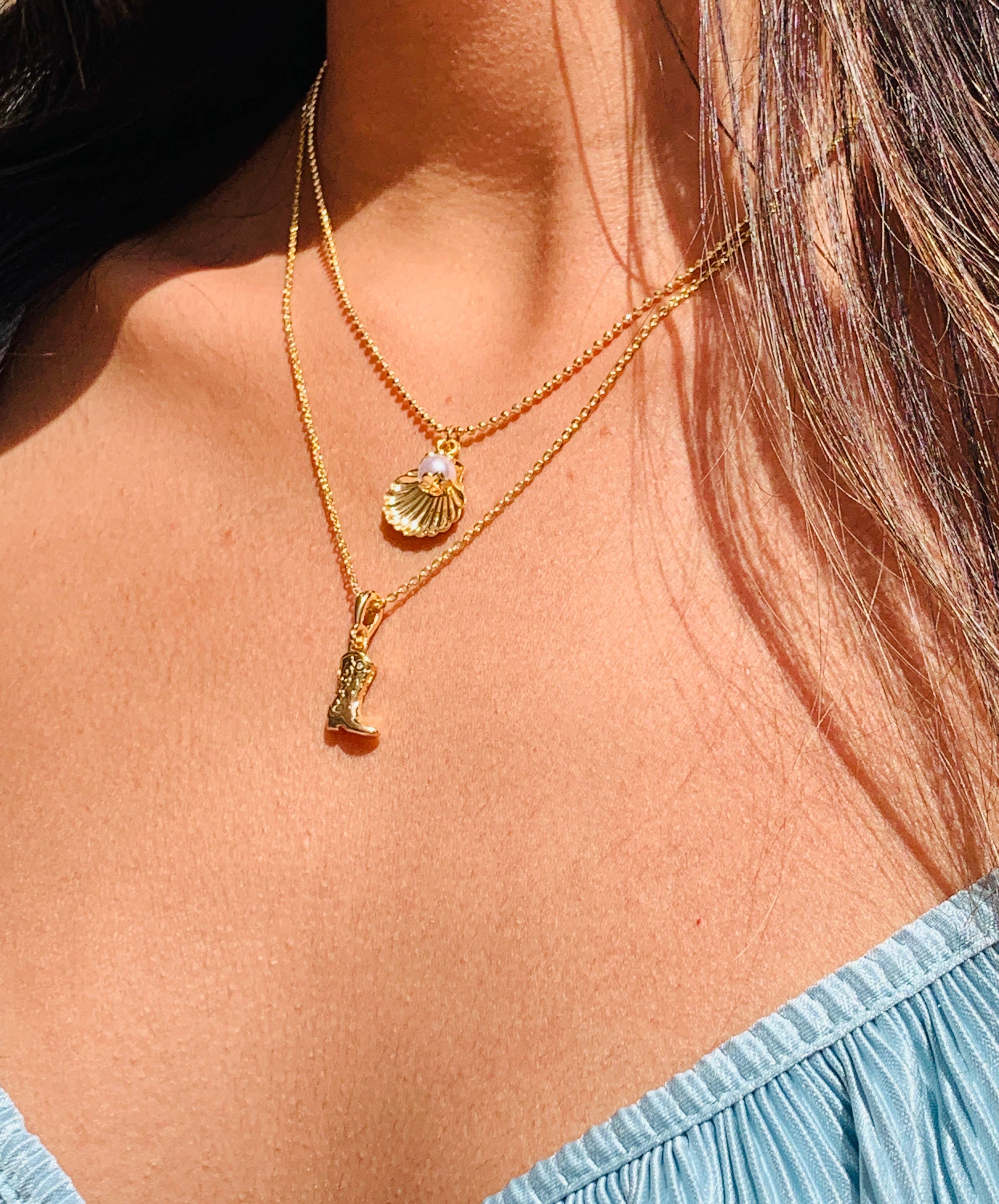 Mali Beads – Großhandel Kette mit Anhänger/Charm – 18K Gold Küsten-Cowgirl-Hut und Muschel-Anhänger Halskette2