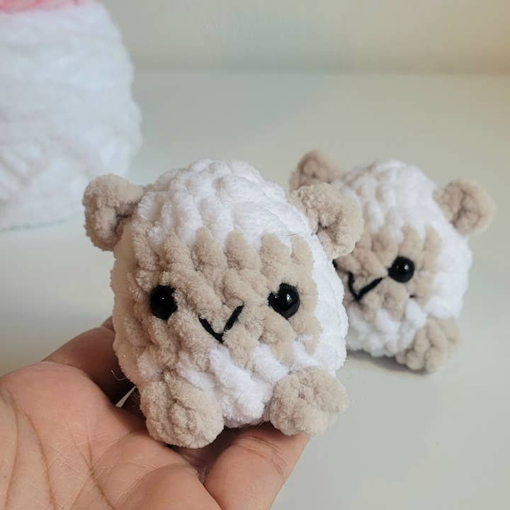 Beyond Threads by Angelis - Wholesale Stuffed/Plush Toy - Kids & Baby - Crochet Farm animals. Farm animals plushies. Mini animals. 8