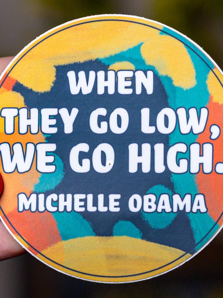 När de går lågt, VI GÅR HÖGT! för wholesale av SoarBlue