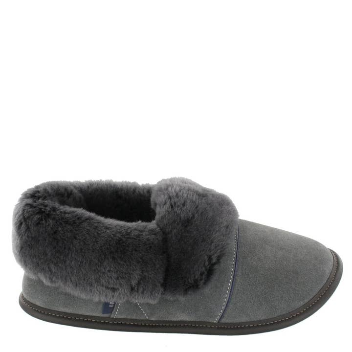 Lazybone Sheepskin Slippers - Men for wholesale by Atelier Garneau