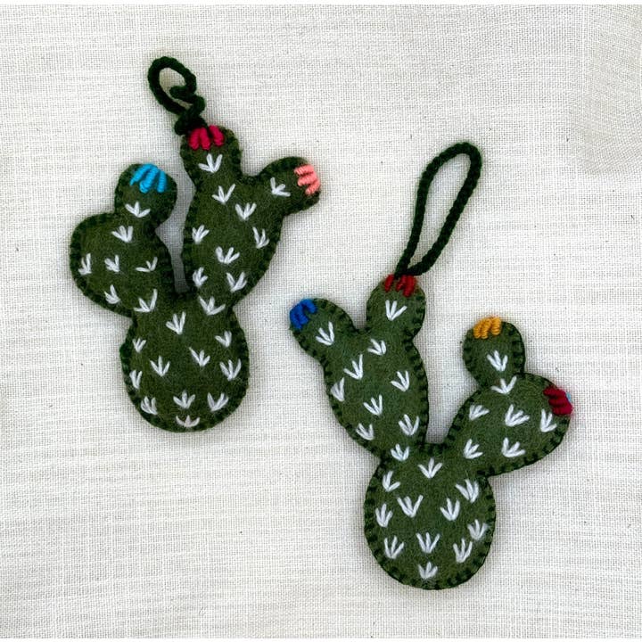 Tesoros Trading Company - Wholesale Ornament - Wool Nopal Cactus Ornament,Peru (WNOP)3