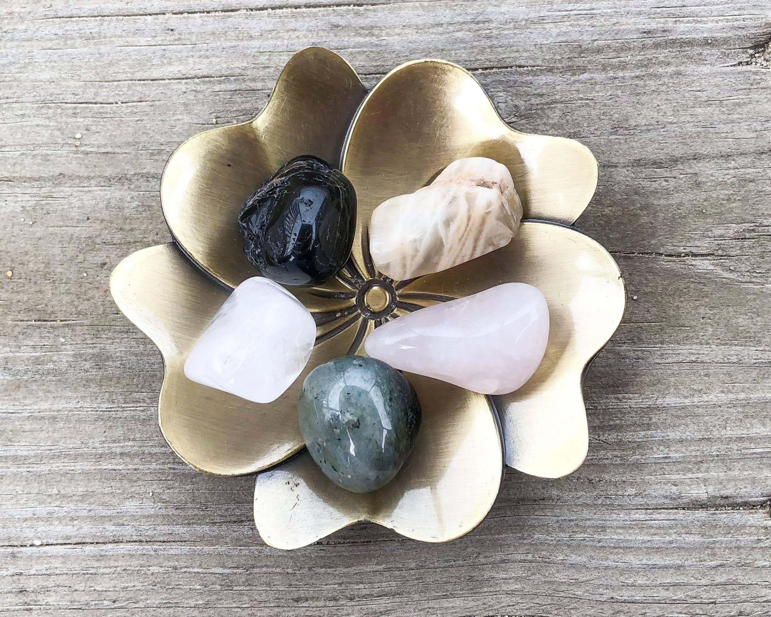 Mindful Intentions® - Wholesale Spiritual Stone/Crystal - Empath Protection Crystal Set in Jar1