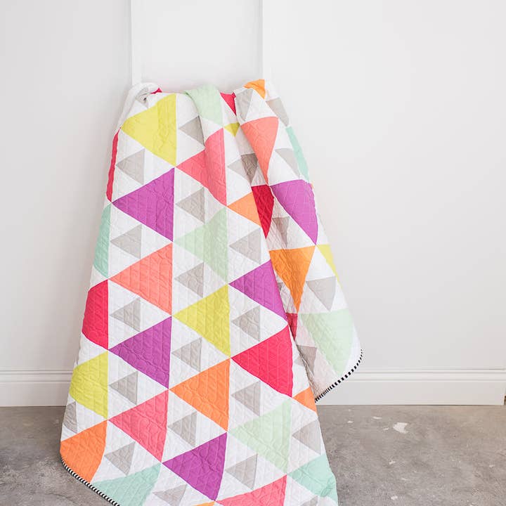 Quilty Love - Wholesale Craft Sewing Kit - Triangle Peaks PAPER Quilt Pattern