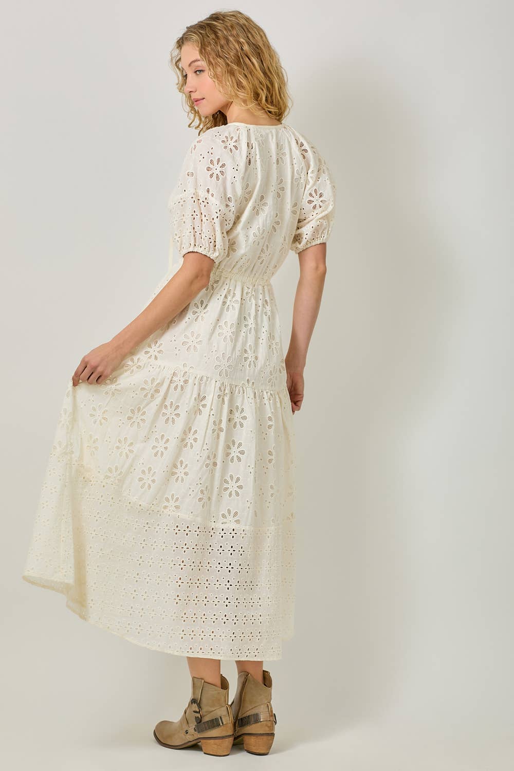 Mystree - Wholesale Dress - Women's - 61037 Puff Sleeve Tiered Eyelet Dress4