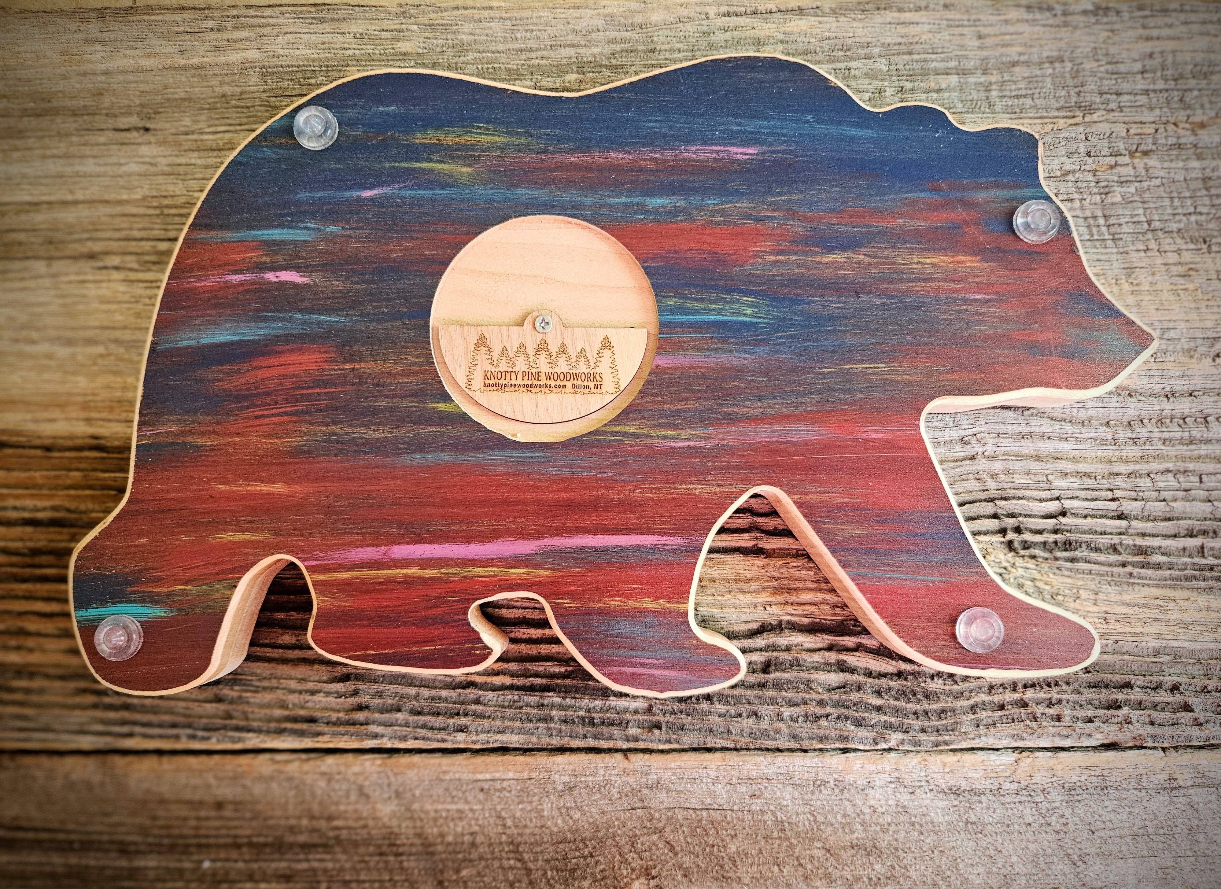 Knotty Pine Woodworks - Vente Jeux de société - Planche de cribbage en forme d'ours - Montagnes de fleurs sauvages2