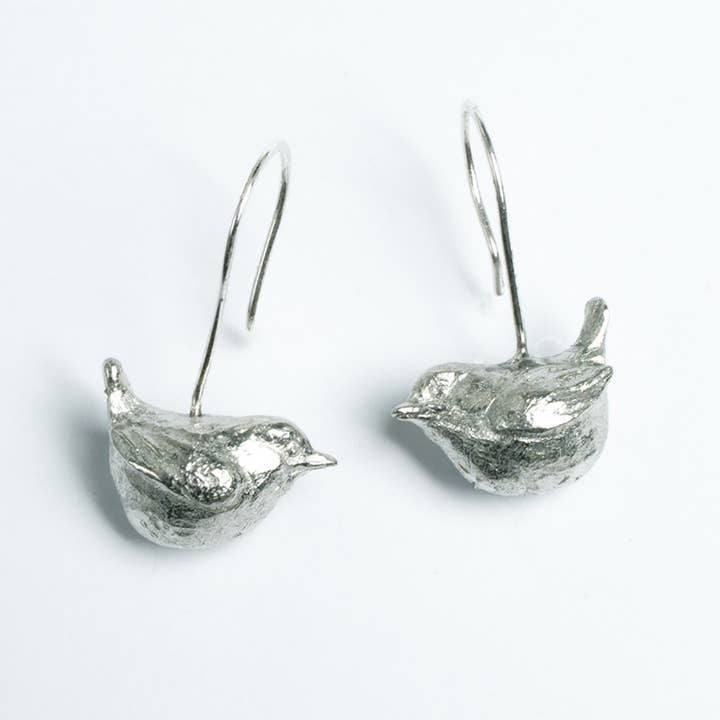Glover & Smith – wholesale Dangle earrings – Wren Drop Earrings English Pewter Bird Jewellery