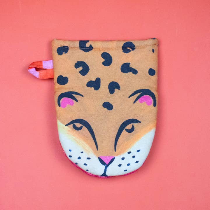 Organic Cotton Leopard Oven Mitt for wholesale by Supra Endura