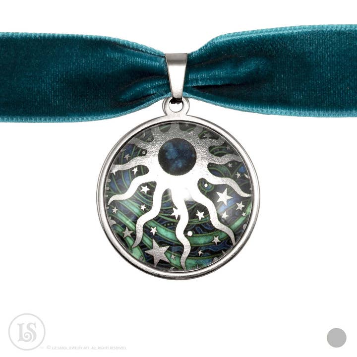Girocollo Celestial Sun per la vendita all'ingrosso da parte di Liz Sabol Jewelry Art