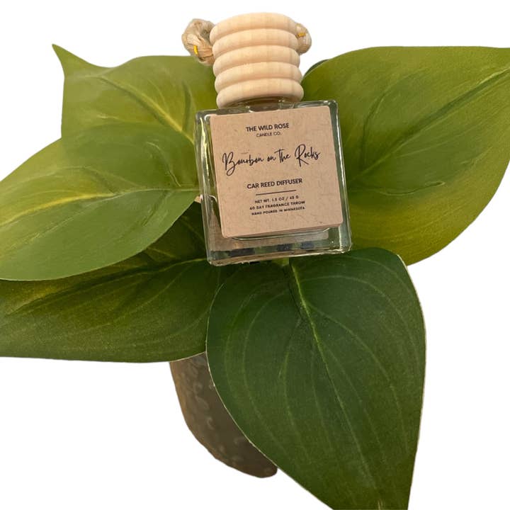 Difusor para coche Bourbon On the Rocks para venta al por mayor de The Wild Rose Candle Co.