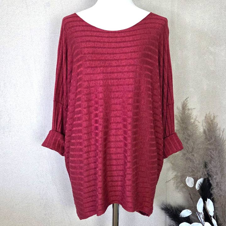 Top suave de corte alto-bajo con tejido de canalé ancho para venta al por mayor de Tempest Designs