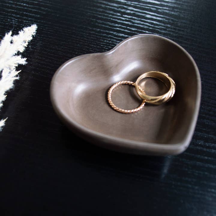 Lynn & Liana Designs - Wholesale Jewelry Dish - Mini Heart Dish (no tariffs)4