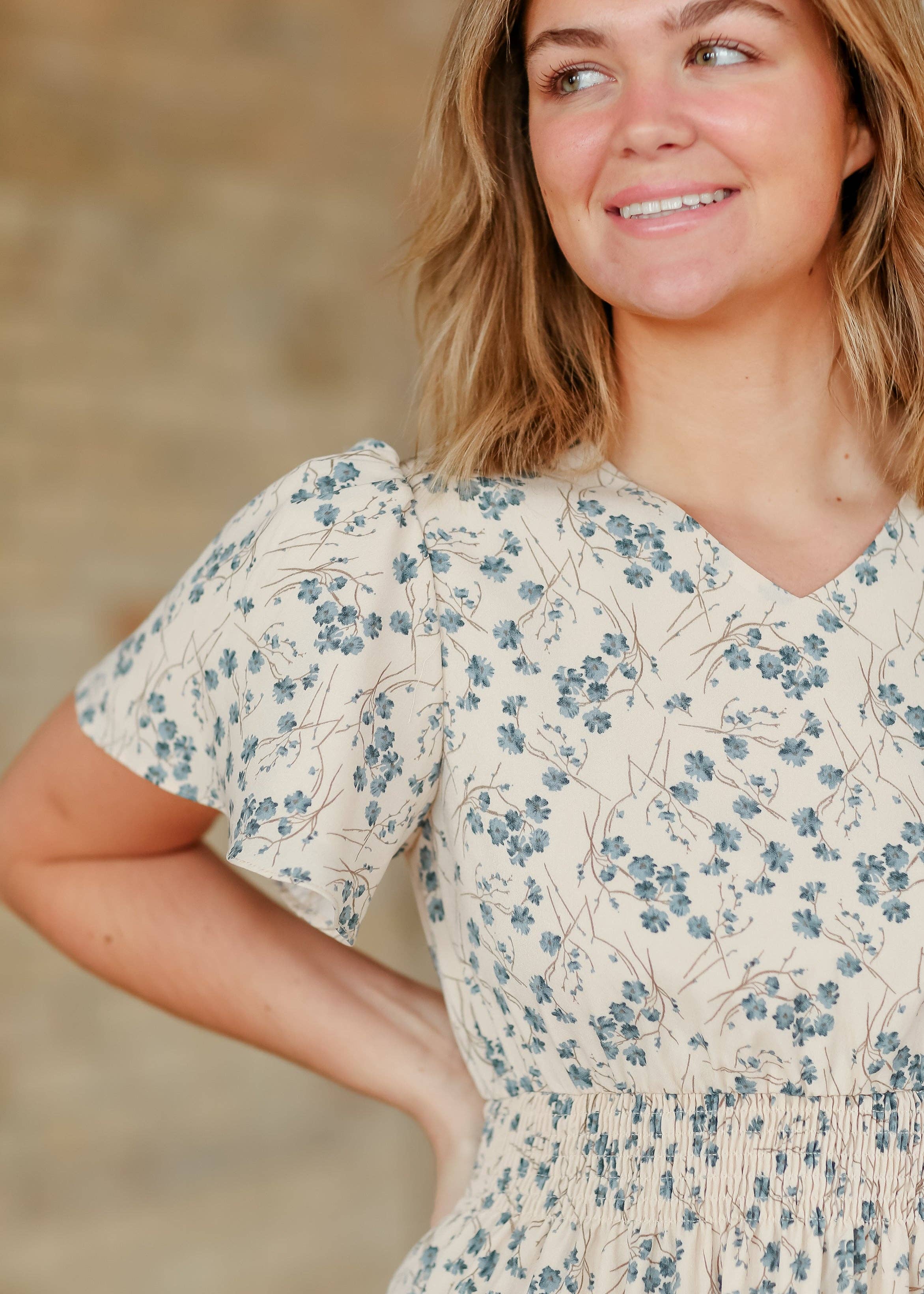 Inherit Clothing Company – wholesale Dress – Women's – Isabella V Neck Flutter Sleeve Floral Maxi Dress4