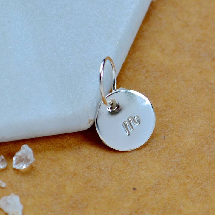 Foamy Wader - Venta al por mayor Abalorios/colgantes individuales - Set de abalorios con letra cursiva en minúscula, con letra cursiva, triple metal46