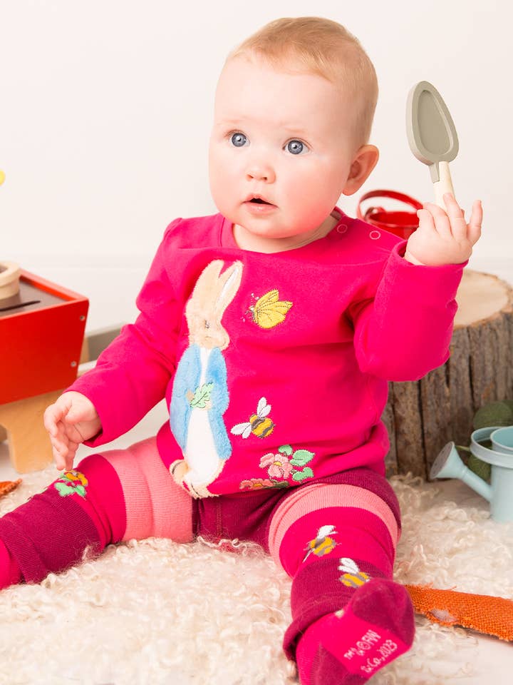 Blade and Rose Limited - Wholesale Fashion Leggings - Kids - Peter Rabbit Autumn Leaf Design1