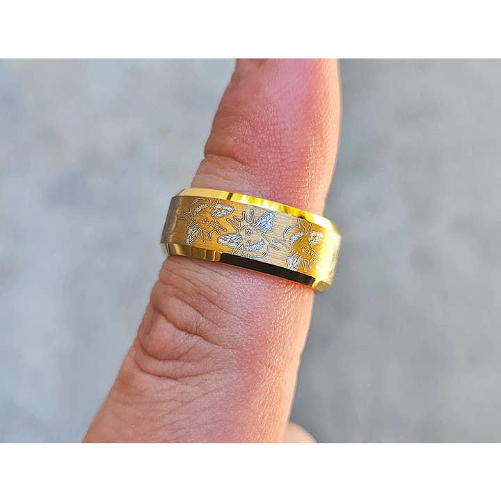 Engraved Bumble Bee Ring With Honeycomb Band 8mm for wholesale by Veil