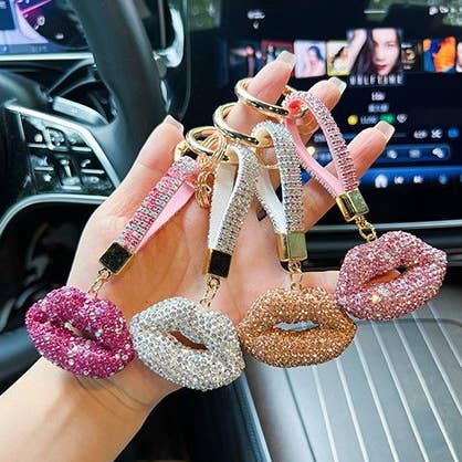 PEACH ACCESSORIES - Wholesale Keychain - Women's - Glamorous Bling Sparkling Lip Keyring 60266