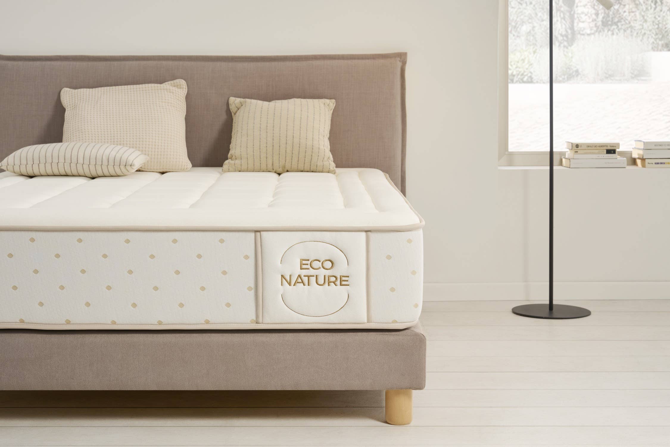 Moonia – Großhandel Bett – Eco Nature Memory Foam Matratze - 90X200 cm - Moonia2